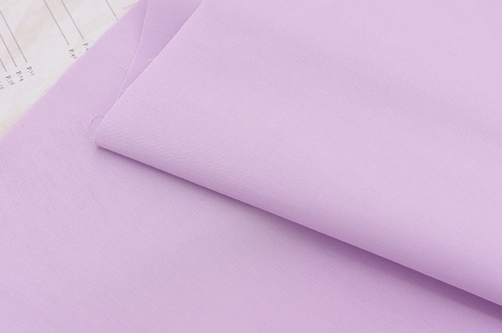 O Spandex liso 135GSM do algodão 3% do poliéster 35% da tela 61% do elástico do TC arfa a roupa uniforme do escritório