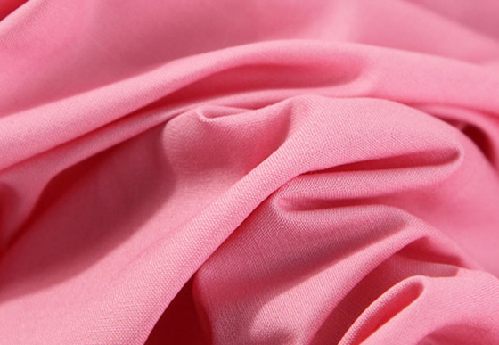 O Spandex liso 135GSM do algodão 3% do poliéster 35% da tela 61% do elástico do TC arfa a roupa uniforme do escritório