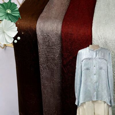 110GSM Tecido de cetim com rugas - Poliéster leve semelhante à seda com textura de rugas para vestidos elegantes