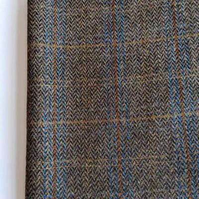 210 GSM 50% Wool 50% Polyester Suit Fabric with Invisible Check for Premium Tailoring