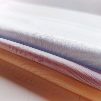 Tecido de Algodão com Elastano de 180cm de Largura e 180gsm de Peso com Excelente Recuperação Elástica para Vestuário Confortável